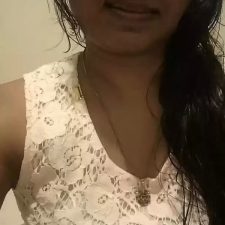 Sexy Indian Bengali Teen Juicy Big Boobs