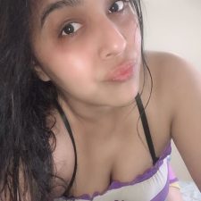 Beautiful Married Indian Bhabhi Unseen Nudes