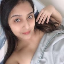 Beautiful Married Indian Bhabhi Unseen Nudes