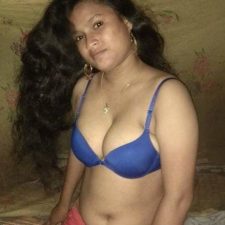 Desi Bengali Aunty Maushami Bhabhi Solo Sex