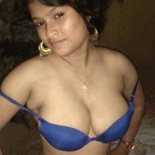 Desi Bengali Aunty Maushami Bhabhi Solo Sex