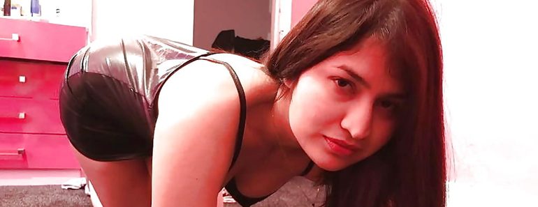 Juicy Indian Girl Farhana Teen Sex