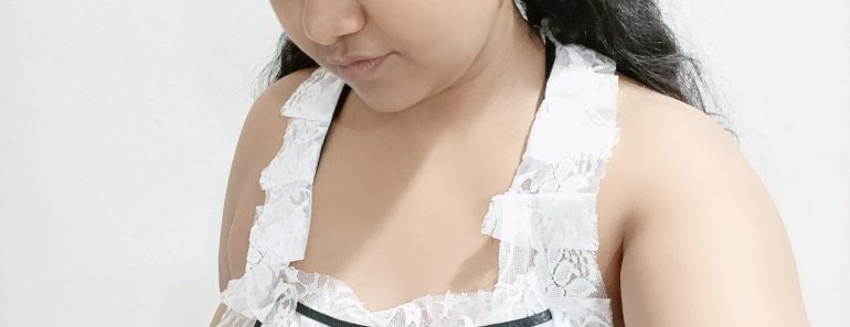 Desi College Girl Homemade Sex In Maid Outfits