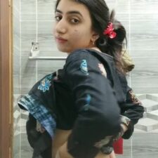 Beautiful Desi College Girl Showing Her Juicy Big Boobs