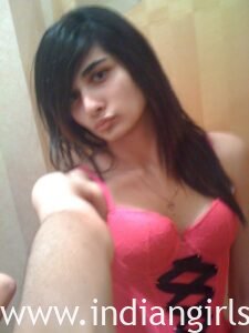 Sexy Beautiful Pakistani Girl Nude