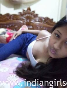 18 Years Old Juicy Indian School Girl Hot Sex