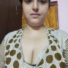 Horny Bengali Indian Housewife Ready For Hot Sex