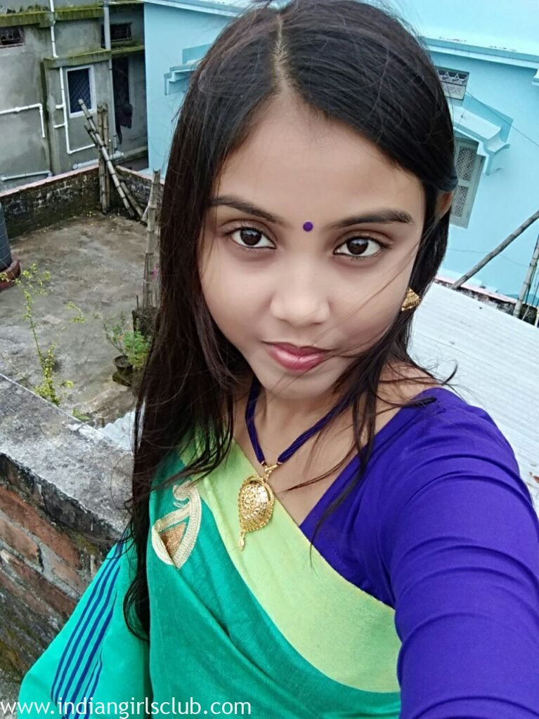 Young Indian Wife Wild Dirty Sex Hindi Couple Sex - Indian Girls Club