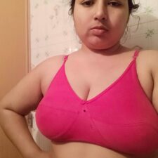 Big Boobs Indian Aunty Full Nude Bathroom Pics