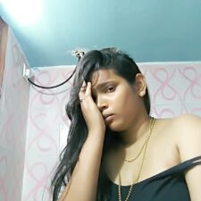 Hindi Sex Photos Sexy Desi College Girl In Bathroom