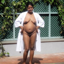 South Indian Mature Bhabhi Sushma Aunty