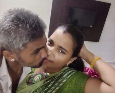 Mature Indian Aunty Stripping Naked For Real Hot Sex