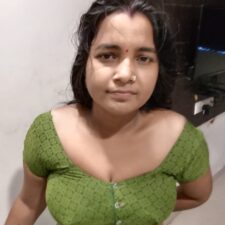 Mature Indian Aunty Stripping Naked For Real Hot Sex