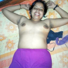 Real Life Indian Desi Cute Bhabhi Nude With Husband MMS