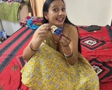 Real Indian Gujarati MILF Bhabhi Amateur Home Sex