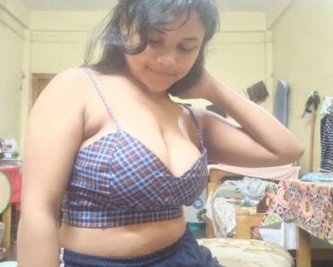 Natural Big Boobs Indian Bengali College Girl Nude