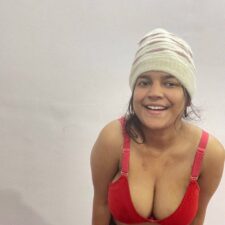 Hindi Love Desi College Girl Stripping Teasing Porno