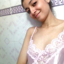 Beautiful Desi College Girl Amazing Nude Photos