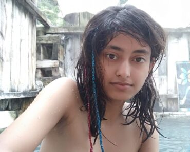 Real Indian GF Swimming Pool Nude Leaked Online