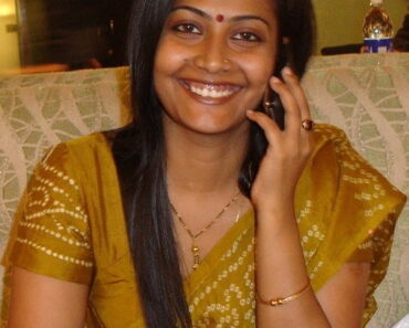 Sexy Indian Wife Seducing Husband Giving Full Hardcore Sex