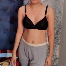 Indian Girlfriend Filmed Naked By Her Boyfriend